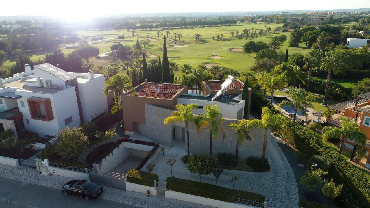 Villa Laguna Golf-Frente Ao Laguna Golf Vilamoura Exterior photo